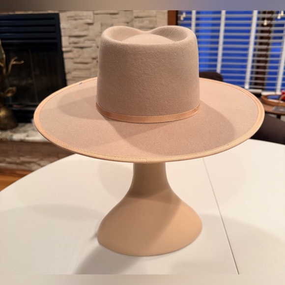 OLIVE & PIQUE | Billie Wool Felt Rancher Cowboy Hat main image 13